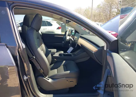 2024 Tesla Model Y Long Range Dual Motor All-Wheel Drive from USA, damaged, VIN 7SAYGDEE8RA262082